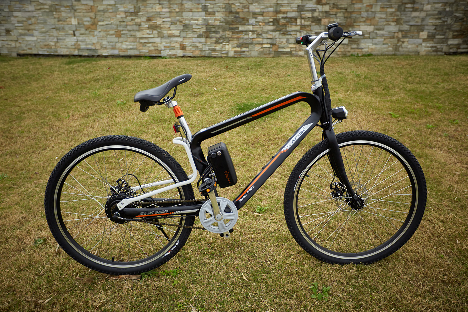 Airwheel R8 mountain electric bike