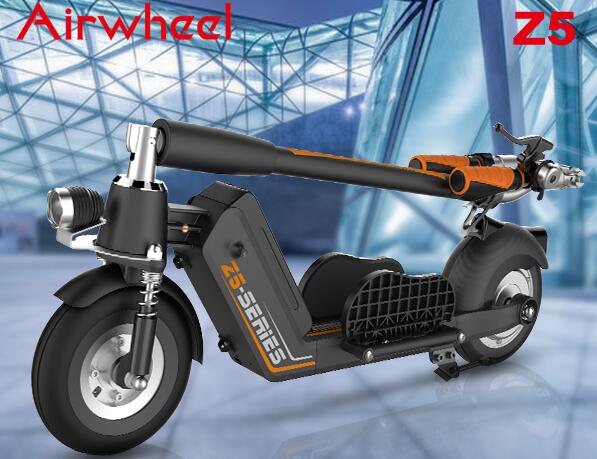  وتشكل سكوتر الكهربائية ذات العجلات Z5 2 Airwheel مع فوردابل الدواسات، توفير وسيلة جديدة ومبتكرة تماما من ركوب Airwheel.